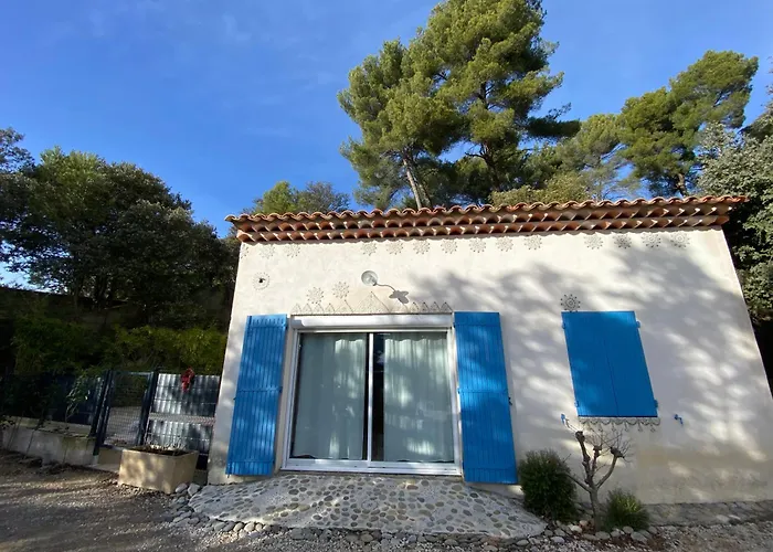 Maisonnette Entre Luberon Et Sainte Victoire